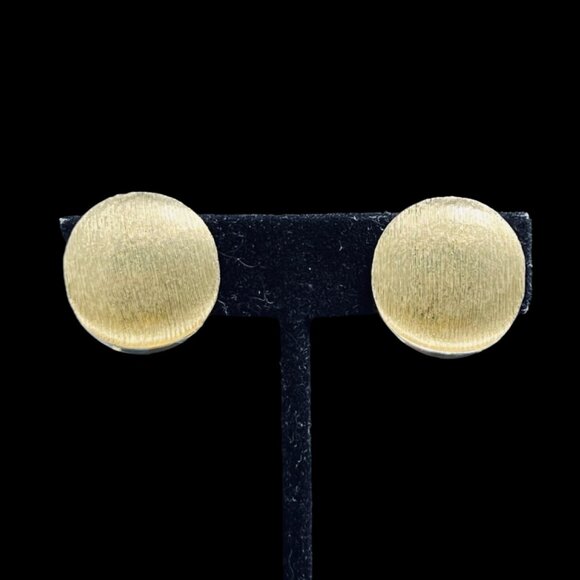 Unbranded Jewelry - Vintage Brushed Gold Tone Button Clip On Earrings (5256)